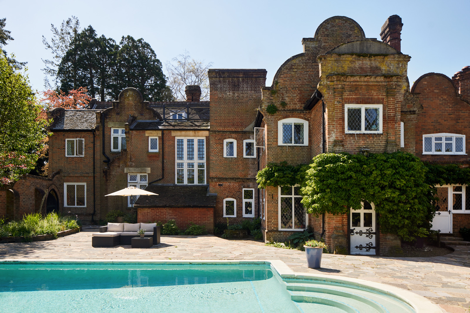 For Sale: The Old Manor House, Chilworth, Surrey | Inigo